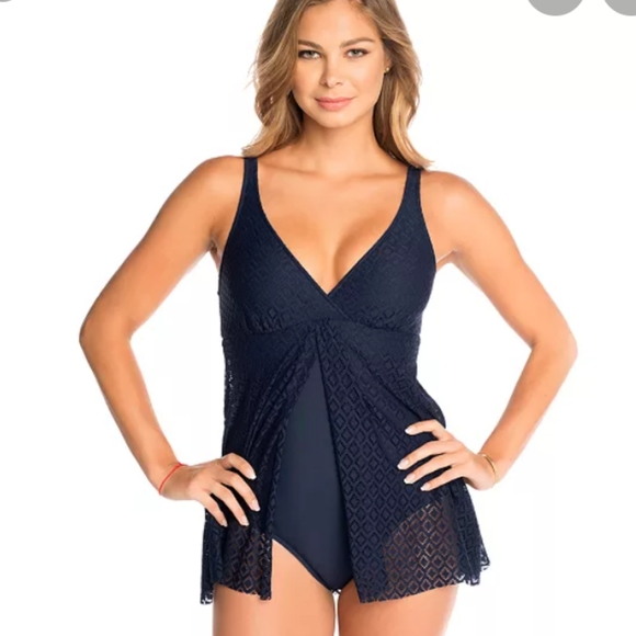 croft & barrow Other - Croft & Barrow plus size flyway bathing suit dress size 18